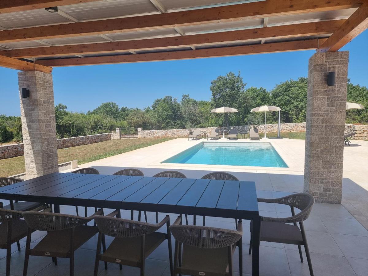 Luxury Villa Serena 2022 - With Heated Pool Cukrici Dış mekan fotoğraf