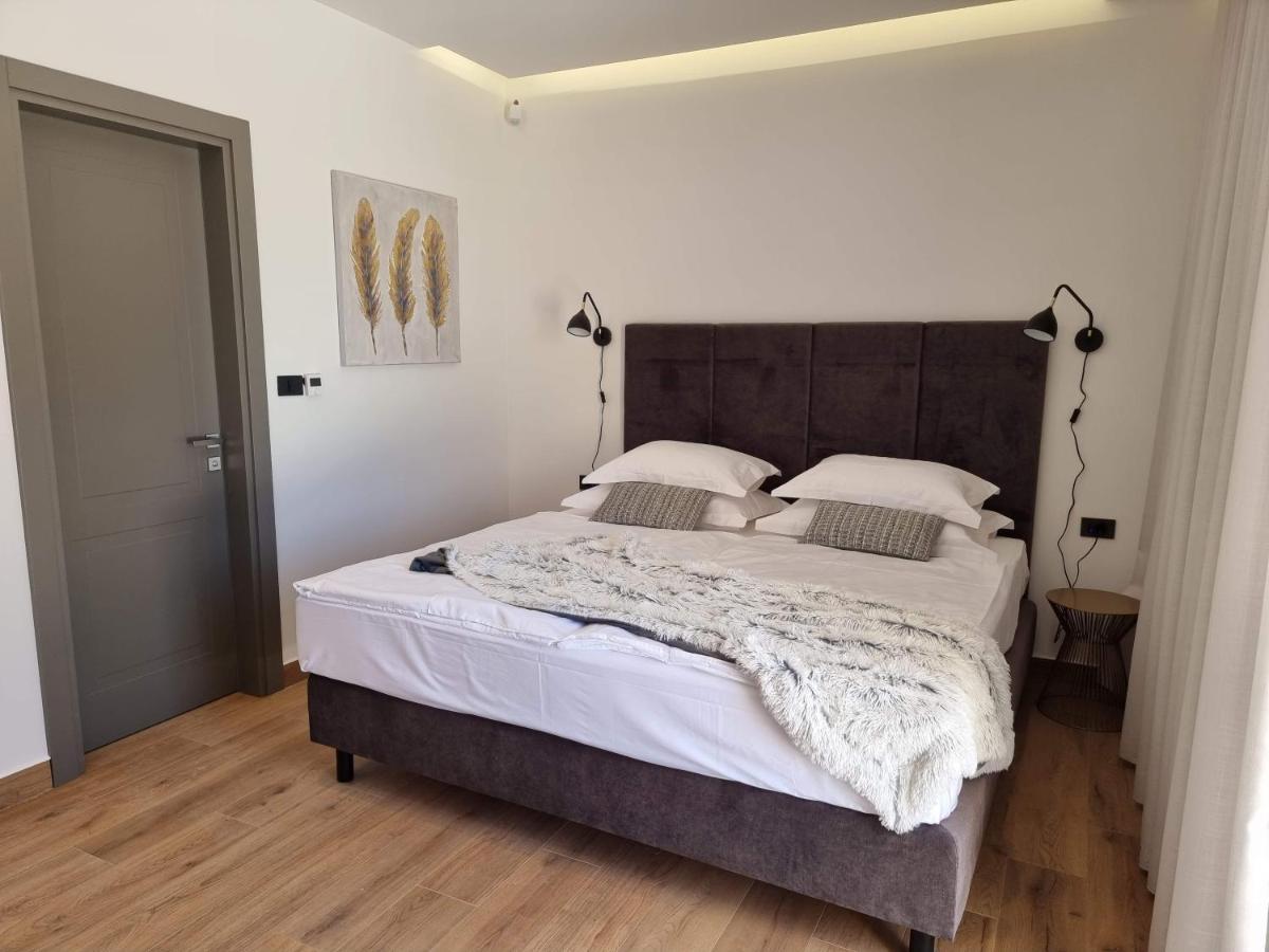 Luxury Villa Serena 2022 - With Heated Pool Cukrici Dış mekan fotoğraf